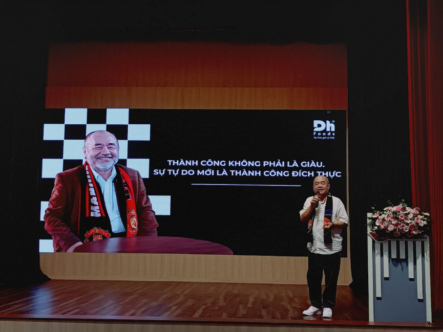 Bùng Nổ Sáng Tạo Xanh: Trường Đại học Công nghiệp TP.HCM phát động InnoGreenLife Lần 5, truyền lửa khởi nghiệp cho sinh viên 7 Anh chup man hinh 2025 10 24 130806