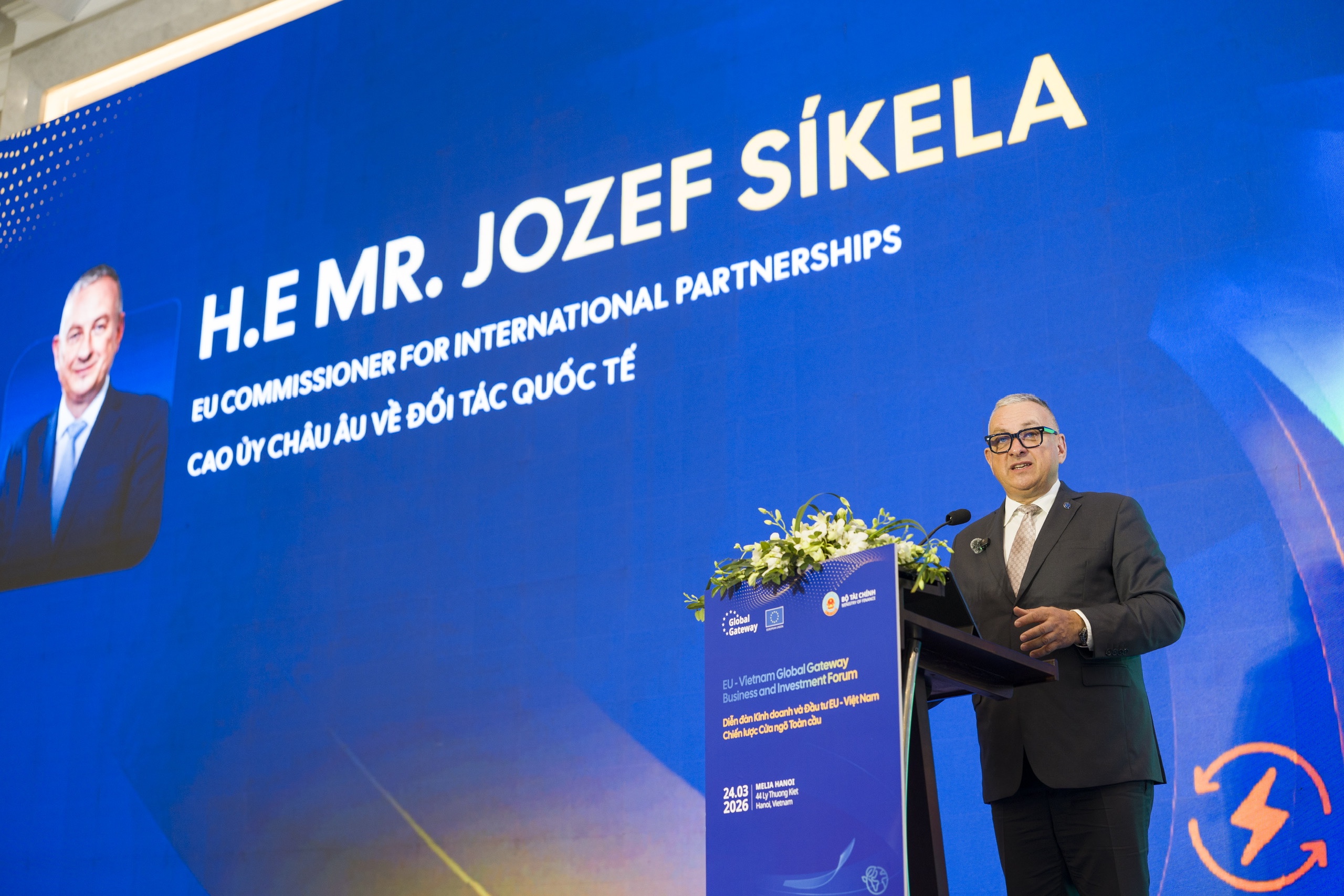 7104c405b0185cc87238cf0d88a8ecee