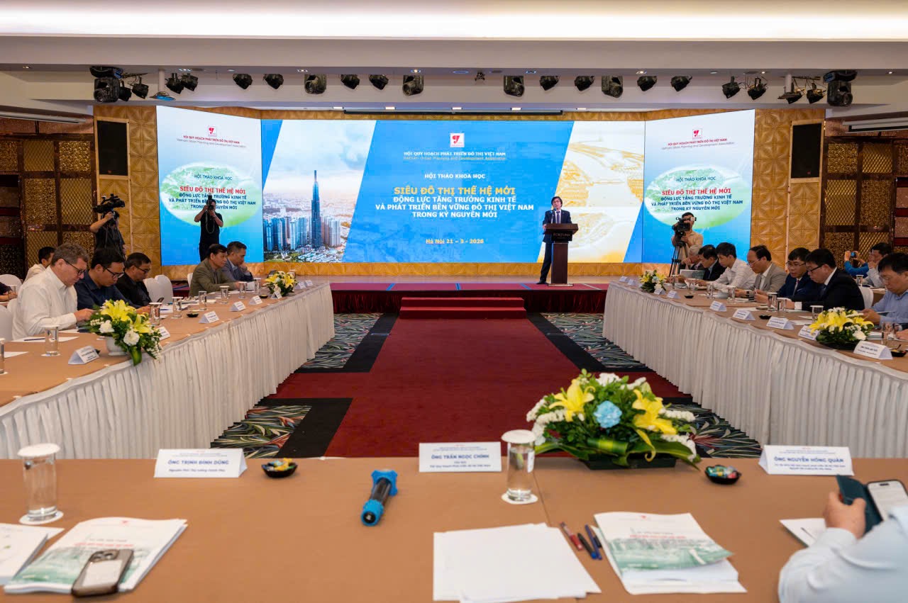 Hội thảo “Siêu đô thị thế hệ mới - động lực tăng trưởng và phát triển bền vững đô thị Việt Nam” 2 IMG 0204