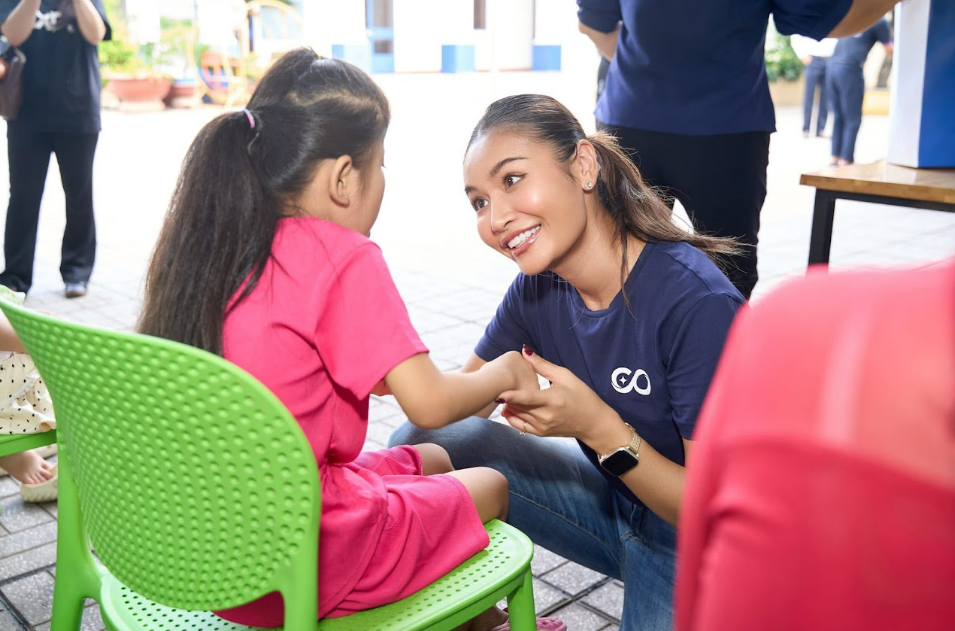 Miss Cosmo và Hoa Hậu Hoàn Vũ Việt Nam lan tỏa giá trị tích cực trong Tháng hành động vì cộng đồng 9 Anh chup man hinh 2026 06 18 155414